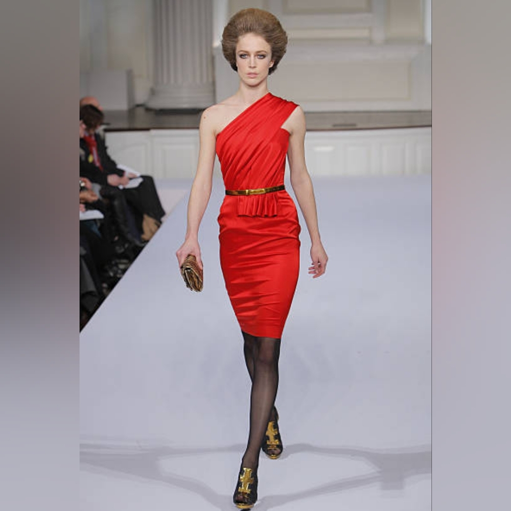 $4,000 OSCAR DE LA RENTA STUNNING RED PEPLUM RUNWAY SILK DRESS US 10
